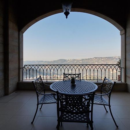 Cherry Blossom Boutique Hotel Bhamdoun Bagian luar foto
