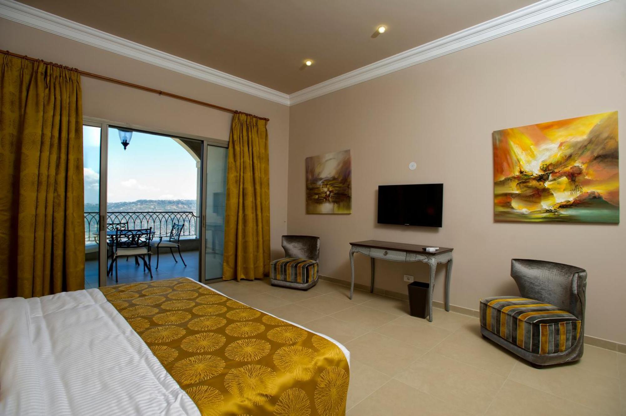 Cherry Blossom Boutique Hotel Bhamdoun Bagian luar foto