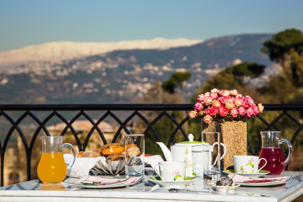 Cherry Blossom Boutique Hotel Bhamdoun Bagian luar foto