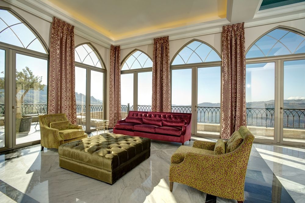Cherry Blossom Boutique Hotel Bhamdoun Bagian luar foto
