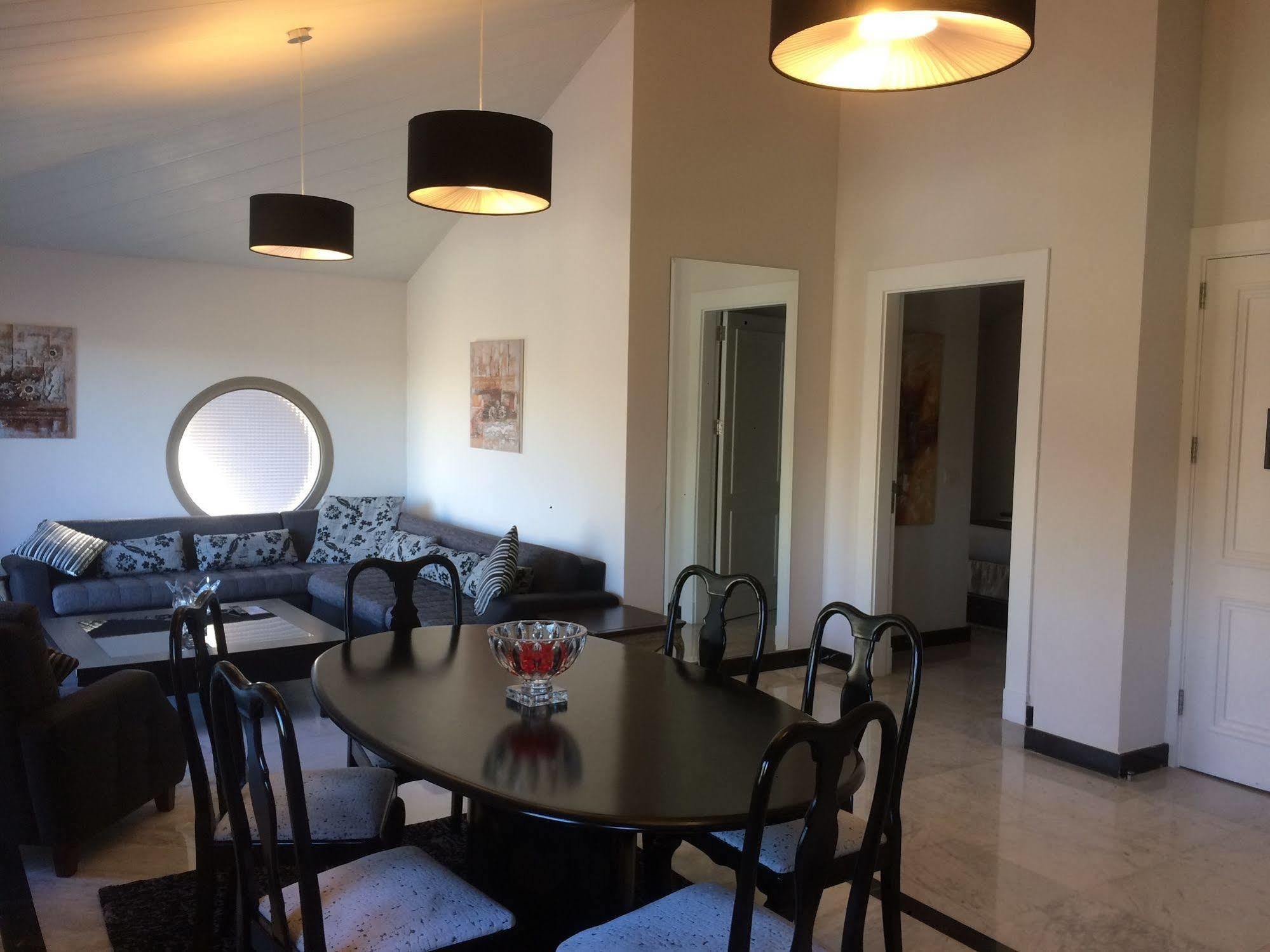 Cherry Blossom Boutique Hotel Bhamdoun Bagian luar foto