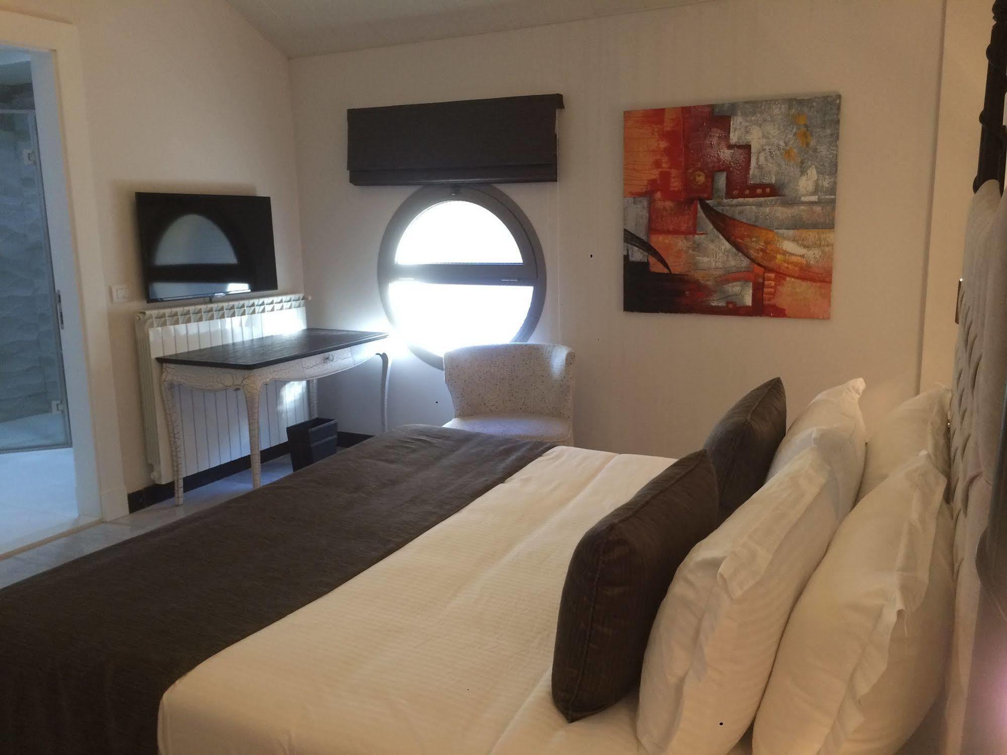 Cherry Blossom Boutique Hotel Bhamdoun Bagian luar foto
